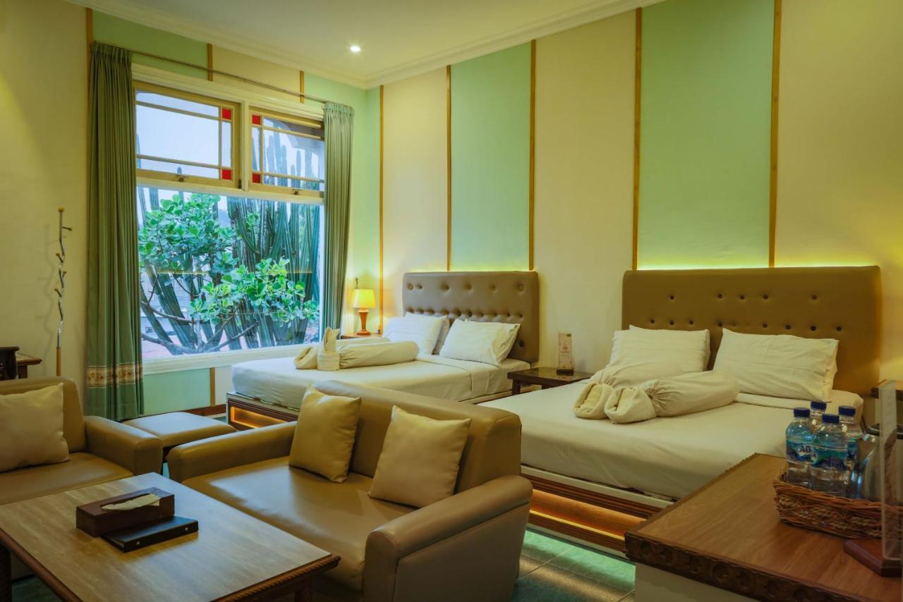 Family Hotel Gradia 2 Бату Экстерьер фото